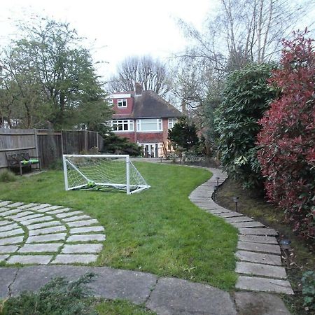 Oak Tree Villa London Exterior photo